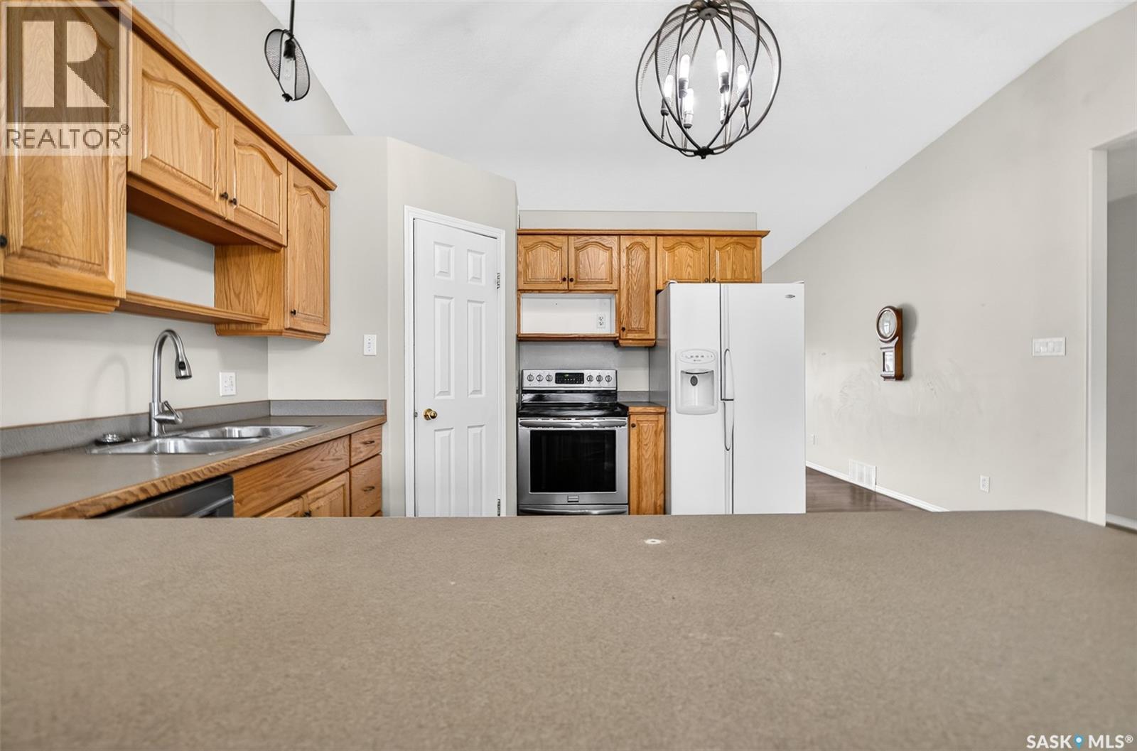 16 Flax Road, Moose Jaw, Saskatchewan  S6J 1G3 - Photo 52 - SK034863
