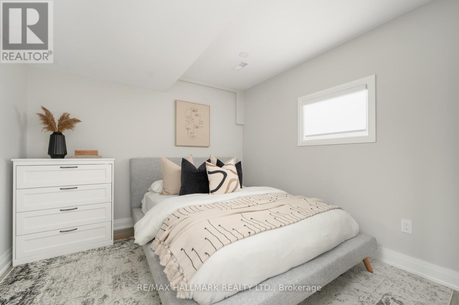 53 Northbrook Road, Toronto, Ontario  M4J 4G2 - Photo 25 - E13090032