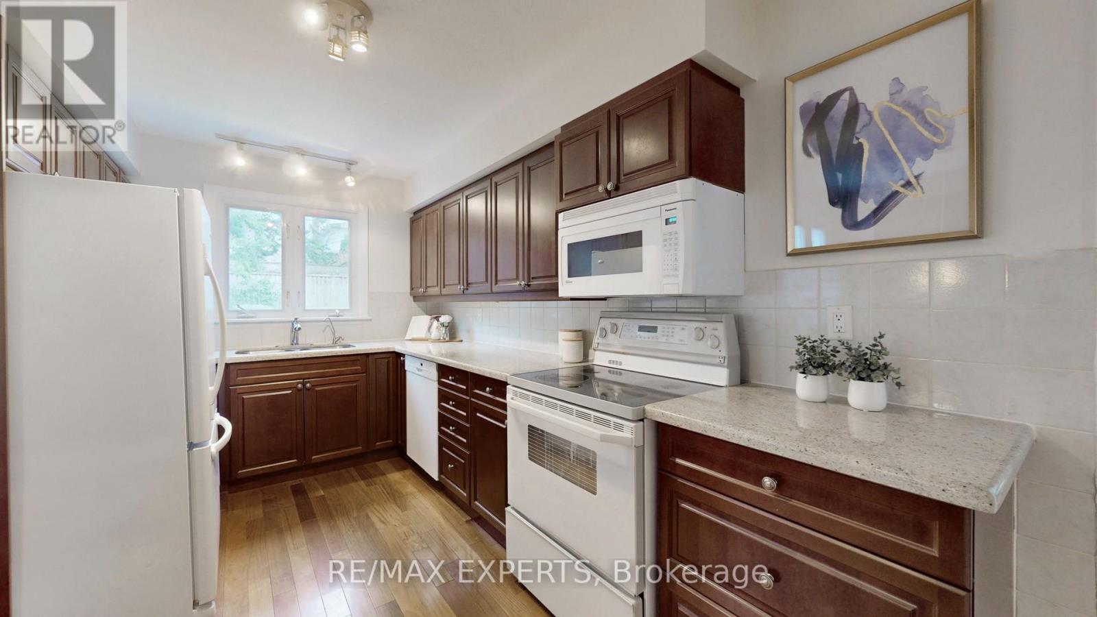 187 Cassandra Boulevard, Toronto, Ontario  M3A 1T4 - Photo 11 - C13092542