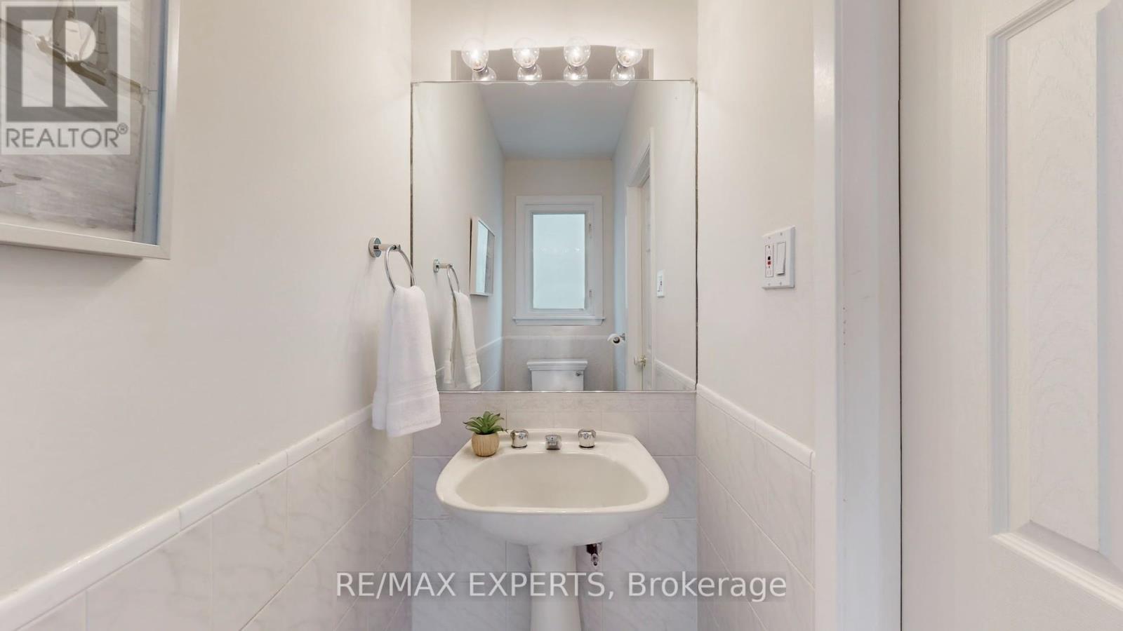 187 Cassandra Boulevard, Toronto, Ontario  M3A 1T4 - Photo 15 - C13092542