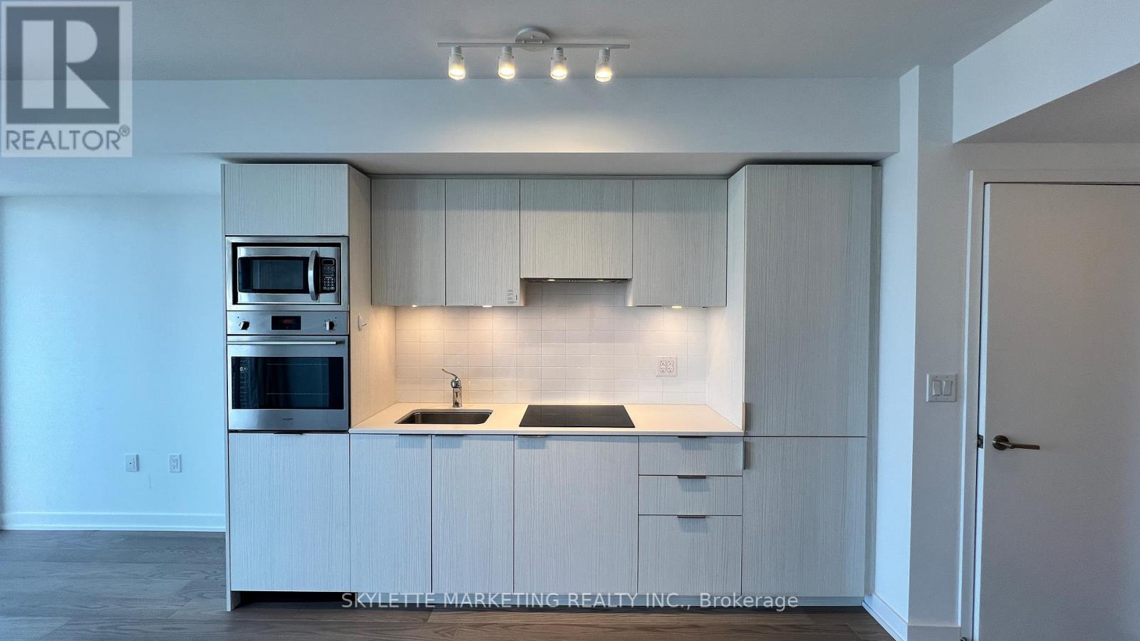 3201 - 11 Wellesley Street W, Toronto, Ontario  M4Y 0G4 - Photo 15 - C13092608