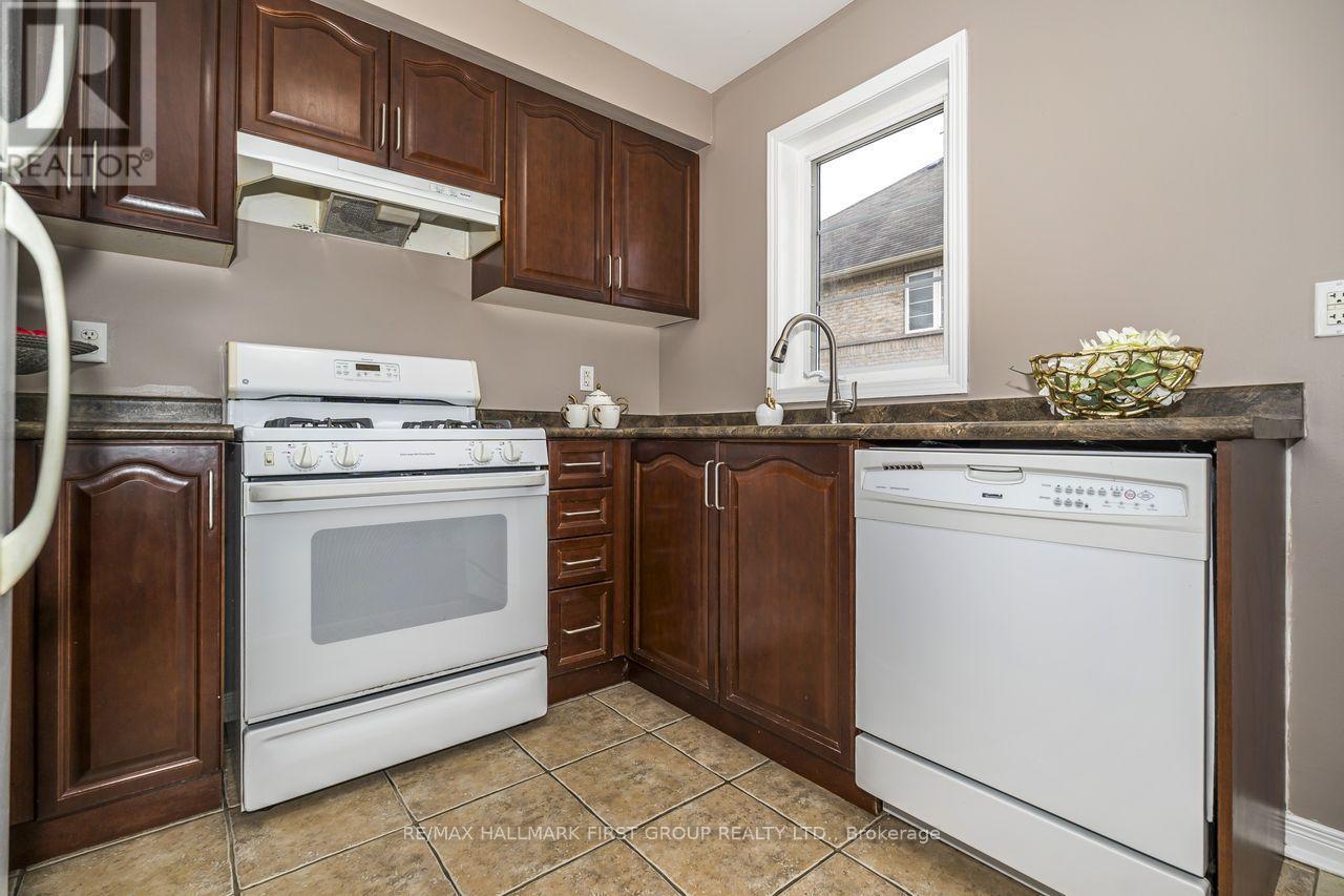1 Webbford Street, Ajax, Ontario  L1S 0A8 - Photo 16 - E13092284