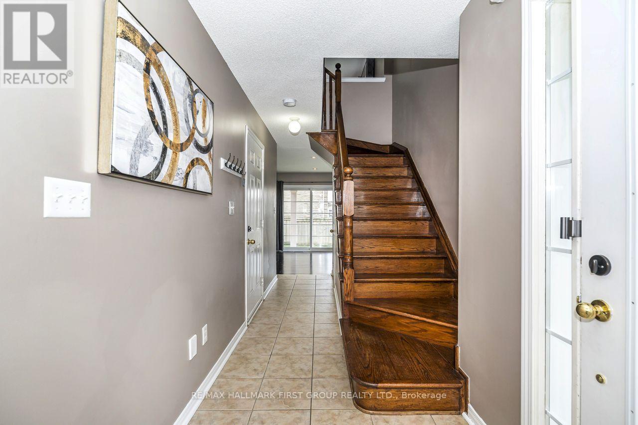 1 Webbford Street, Ajax, Ontario  L1S 0A8 - Photo 4 - E13092284