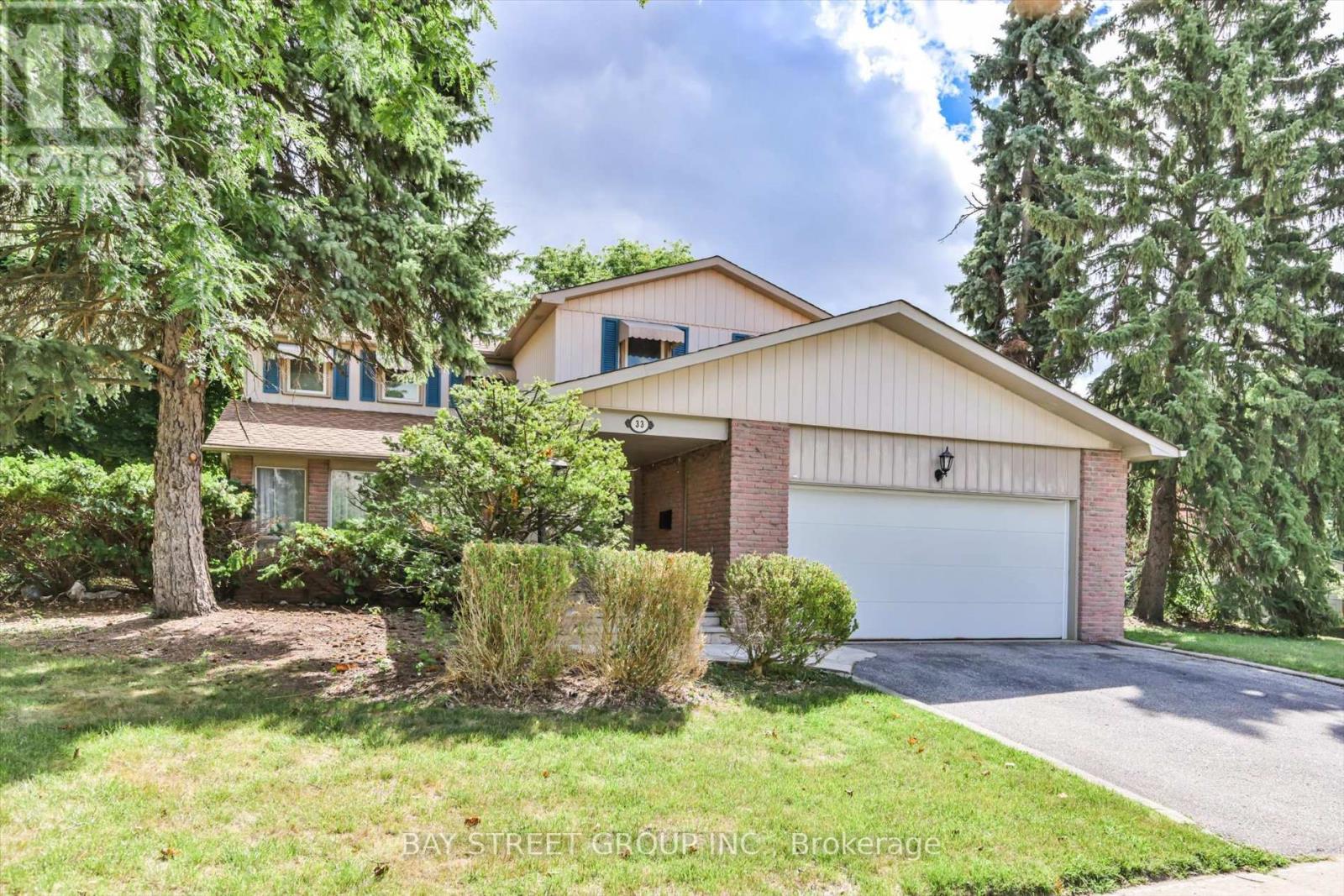 33 Kilchurn Castle Drive, Toronto, Ontario  M1T 2W3 - Photo 2 - E13092308