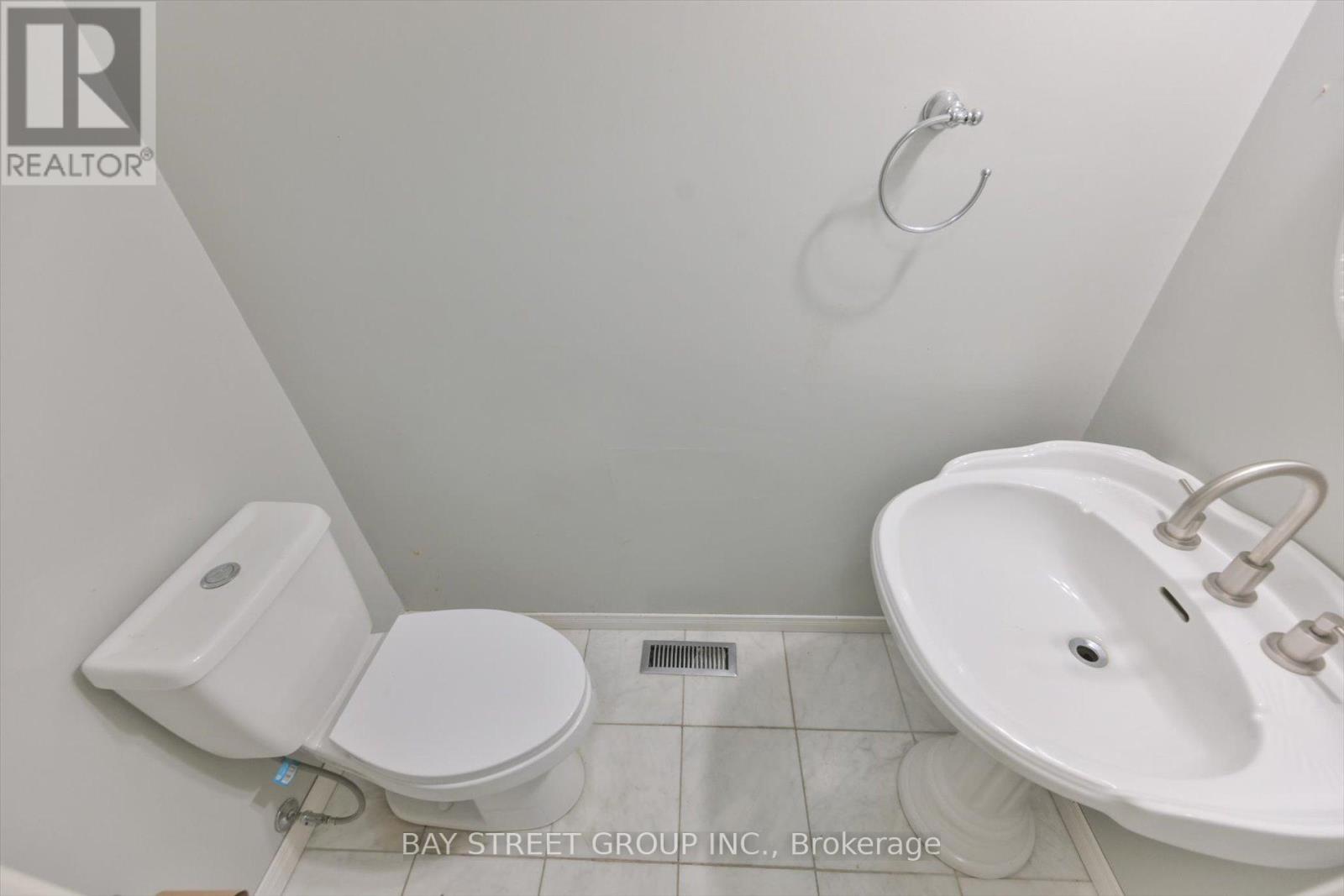 33 Kilchurn Castle Drive, Toronto, Ontario  M1T 2W3 - Photo 20 - E13092308