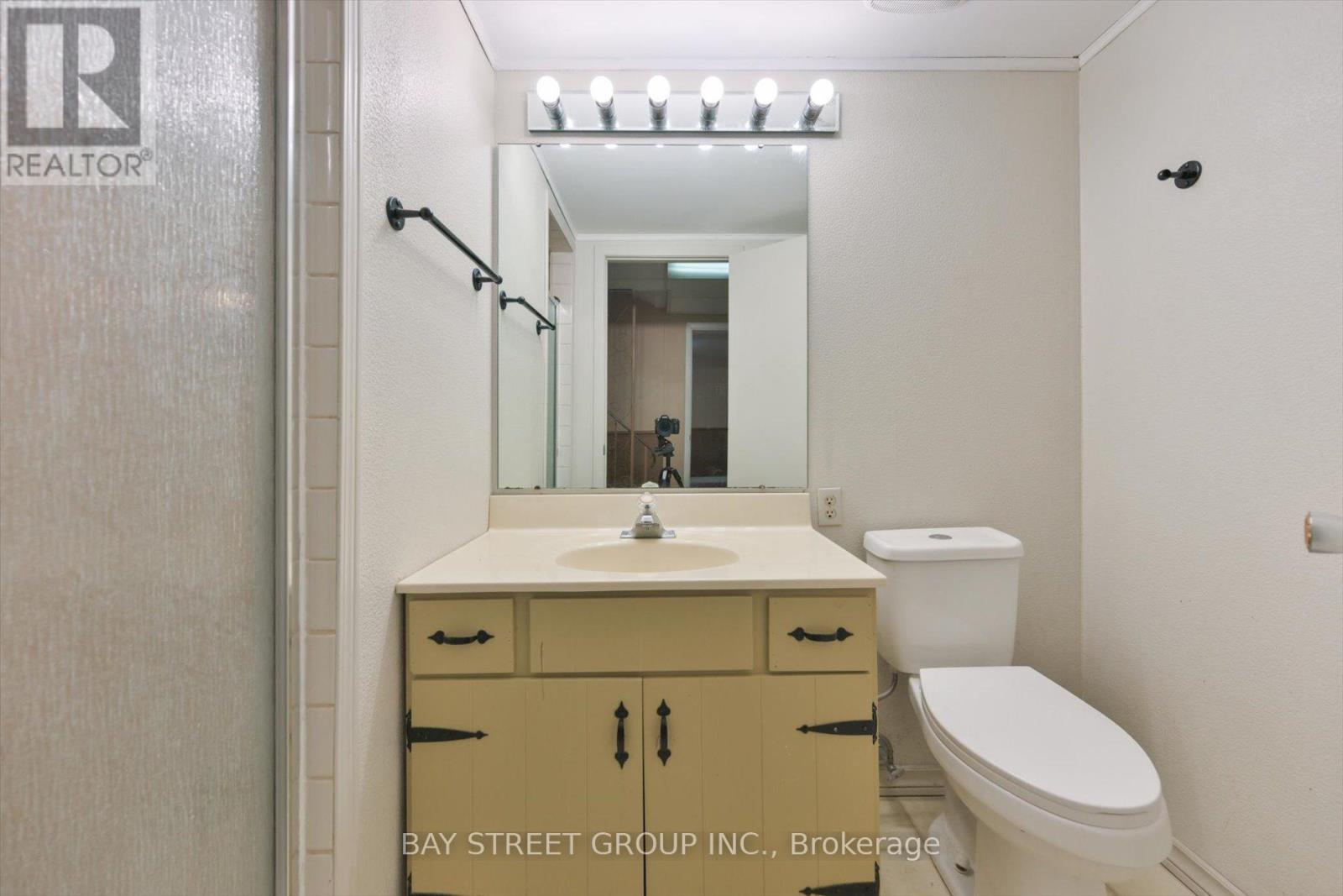 33 Kilchurn Castle Drive, Toronto, Ontario  M1T 2W3 - Photo 37 - E13092308