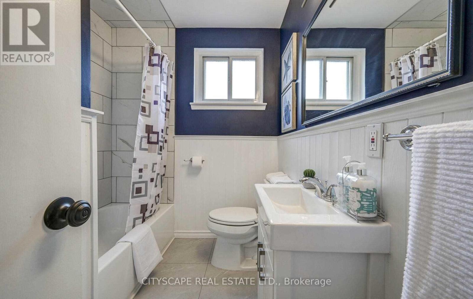 110 Clements Road E, Ajax, Ontario  L1S 1L6 - Photo 12 - E13092344