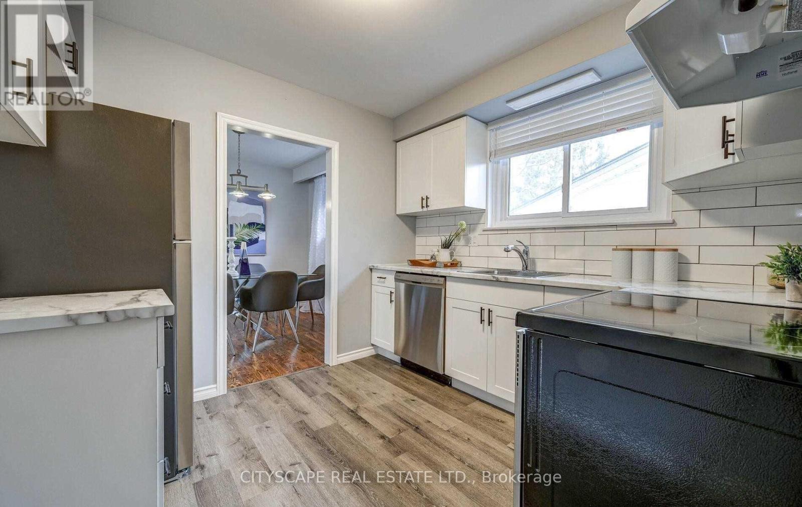 110 Clements Road E, Ajax, Ontario  L1S 1L6 - Photo 7 - E13092344