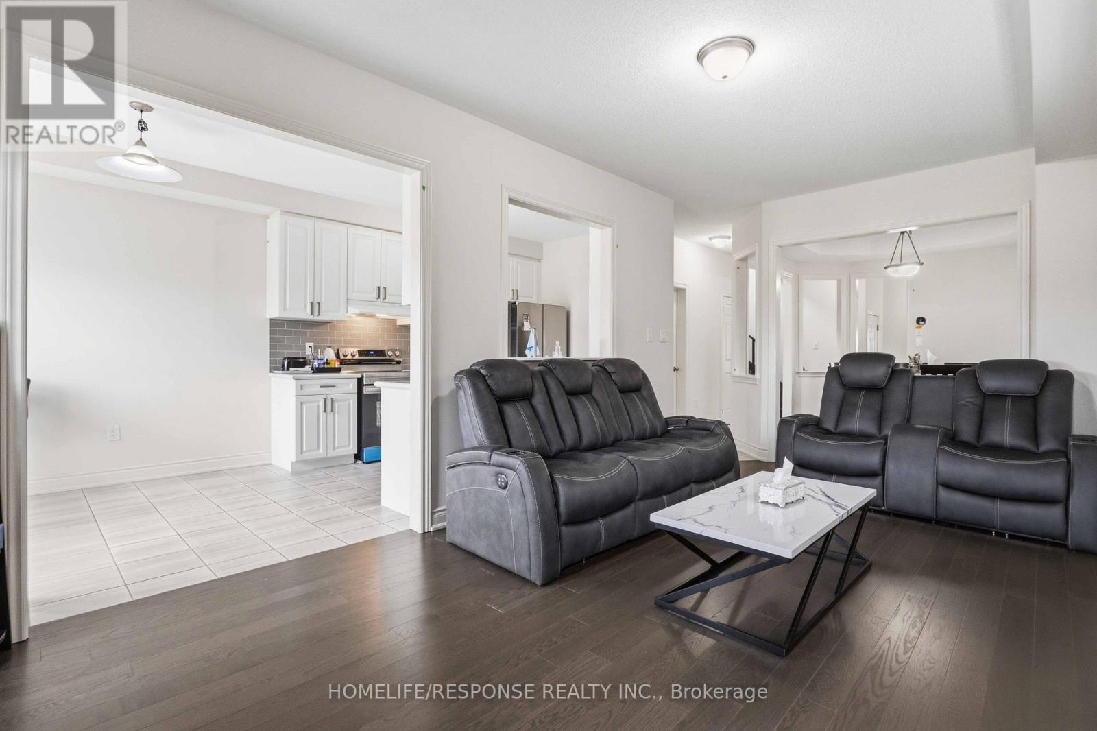 44 Denny Street, Ajax, Ontario  L1Z 0C6 - Photo 10 - E13092436