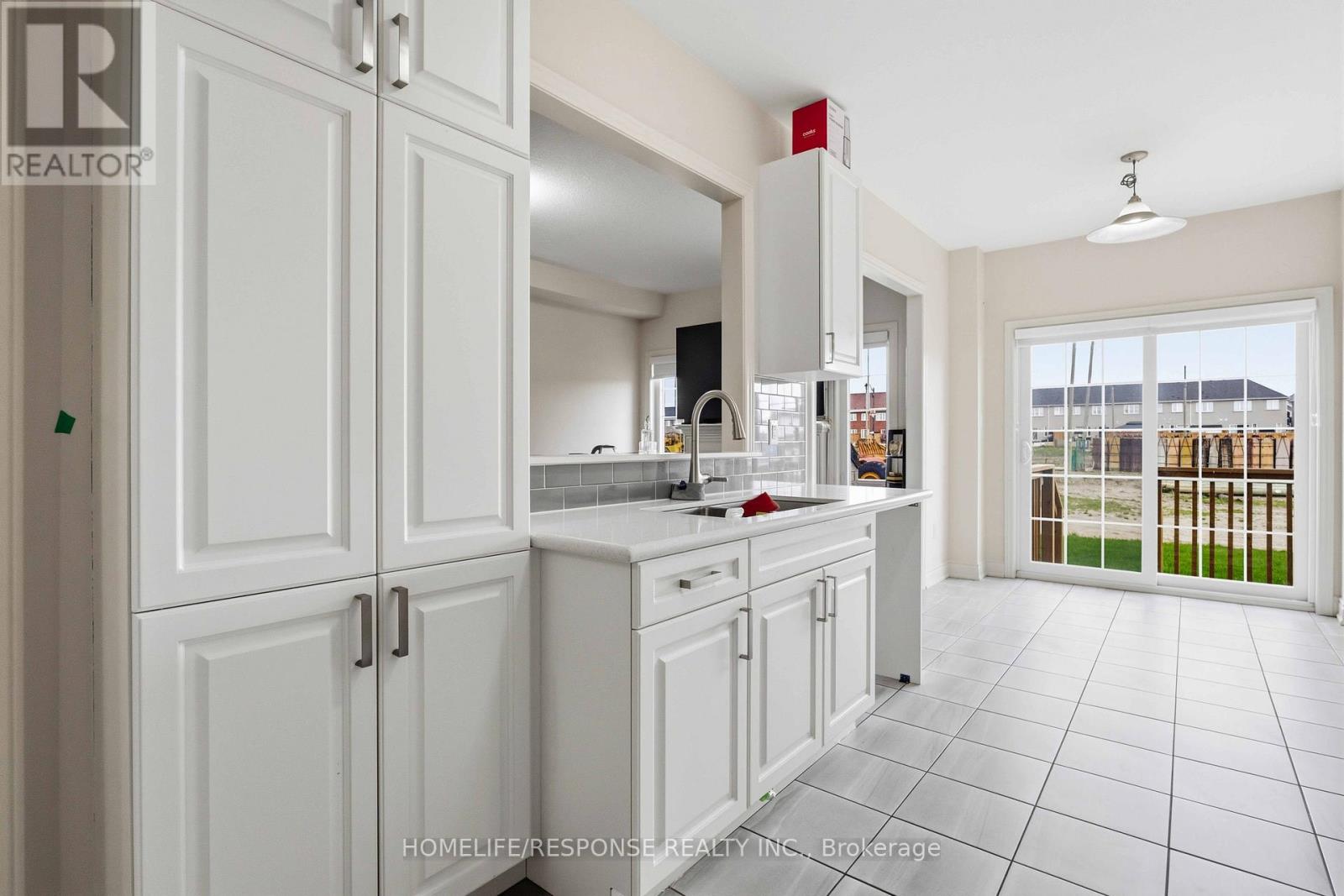44 Denny Street, Ajax, Ontario  L1Z 0C6 - Photo 19 - E13092436