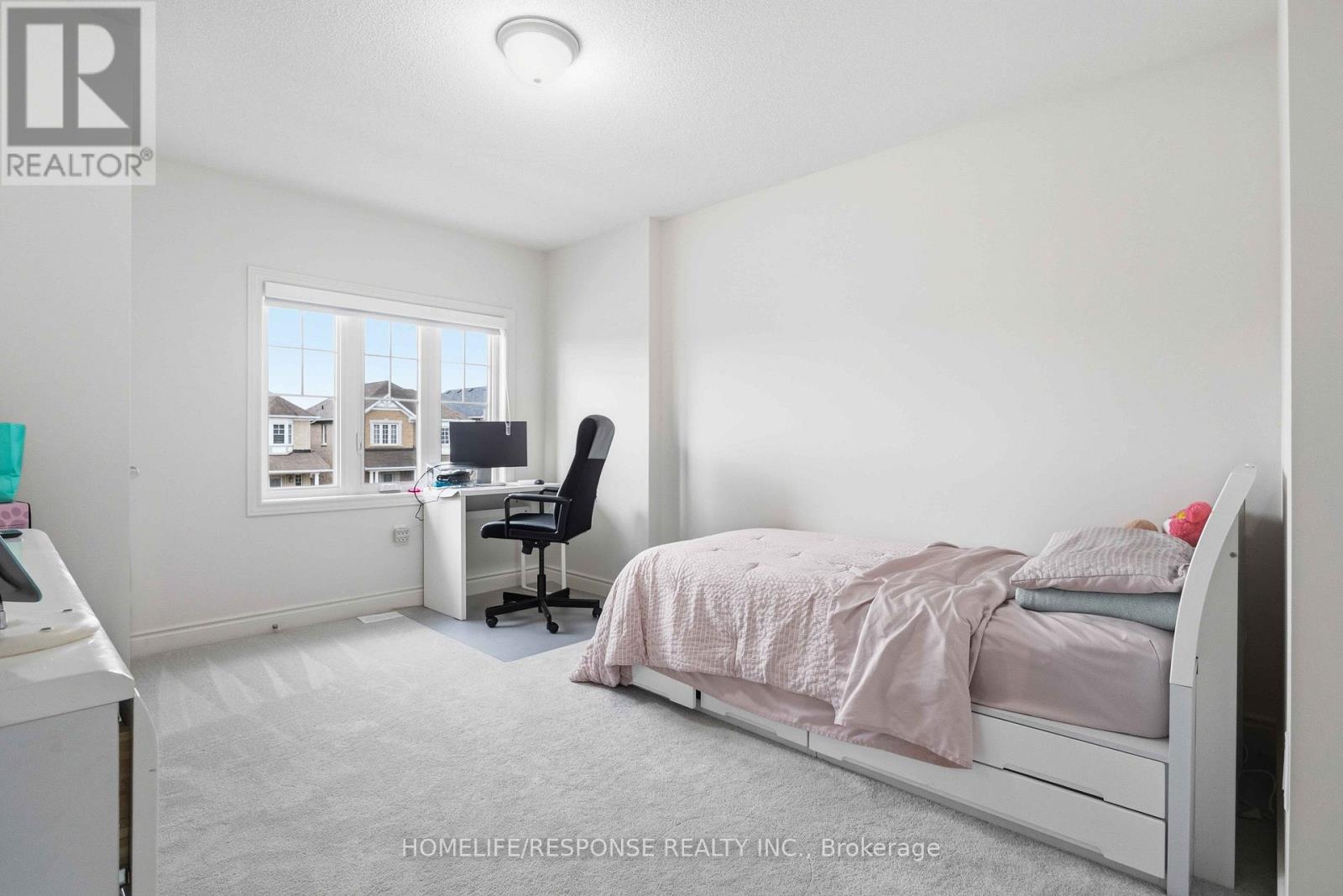 44 Denny Street, Ajax, Ontario  L1Z 0C6 - Photo 25 - E13092436