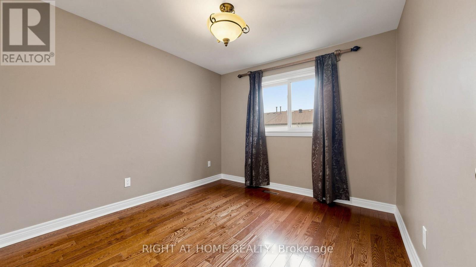 71 Blue Eagle Trail, Toronto, Ontario  M1V 1K6 - Photo 2 - E13092442