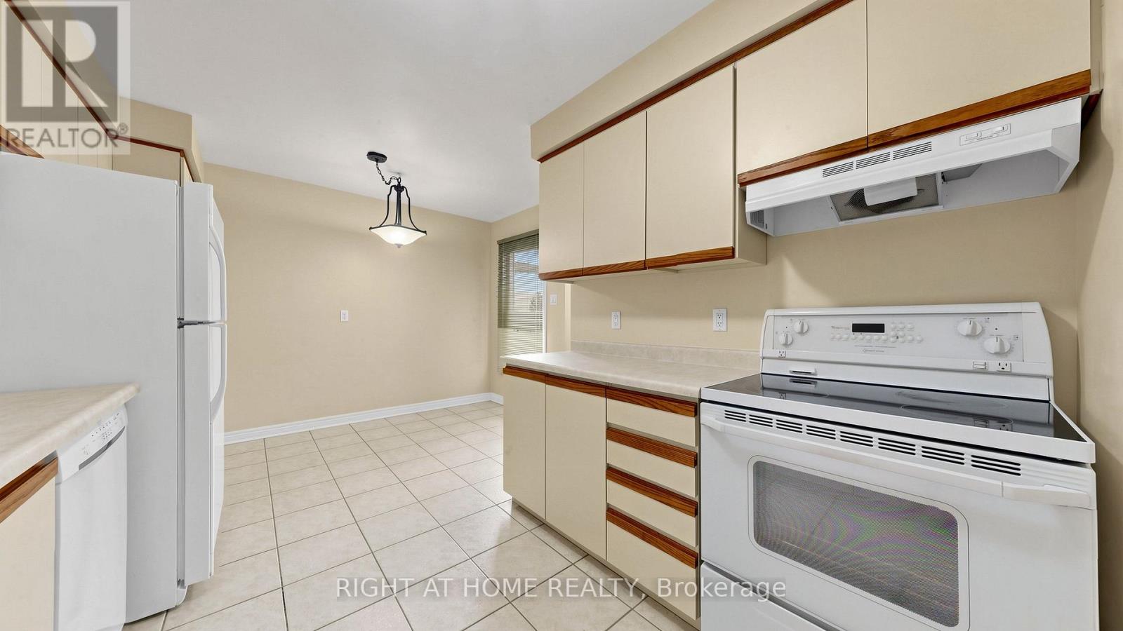 71 Blue Eagle Trail, Toronto, Ontario  M1V 1K6 - Photo 21 - E13092442