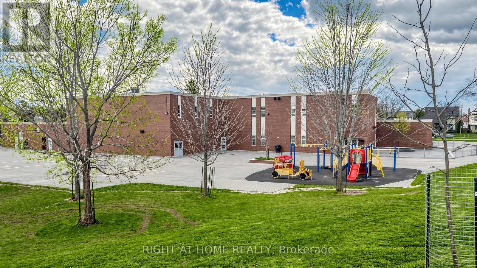 71 Blue Eagle Trail, Toronto, Ontario  M1V 1K6 - Photo 40 - E13092442