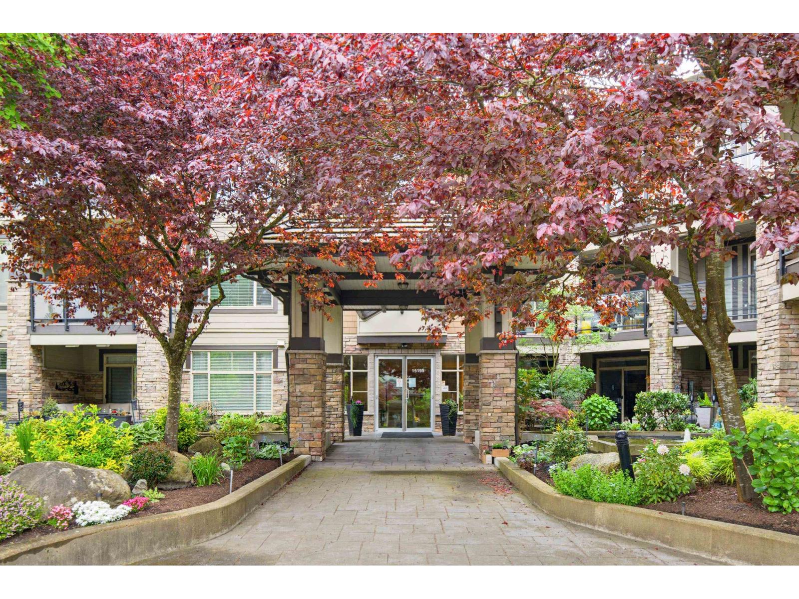 306 15195 36 Avenue, Surrey, British Columbia  V3Z 4R3 - Photo 4 - R3120033