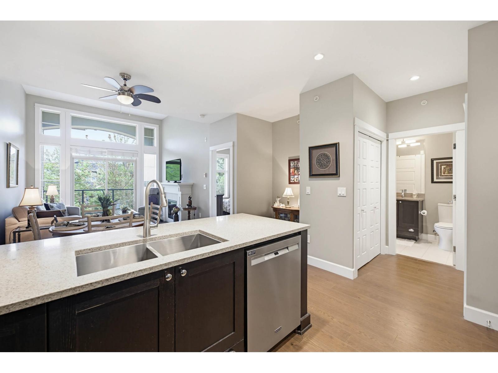 306 15195 36 Avenue, Surrey, British Columbia  V3Z 4R3 - Photo 19 - R3120033