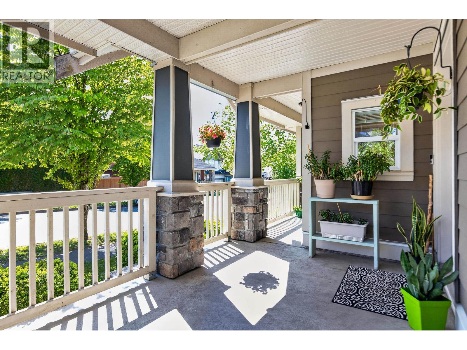 10131 241a Street, Maple Ridge, British Columbia  V2W 0E6 - Photo 3 - R3119482