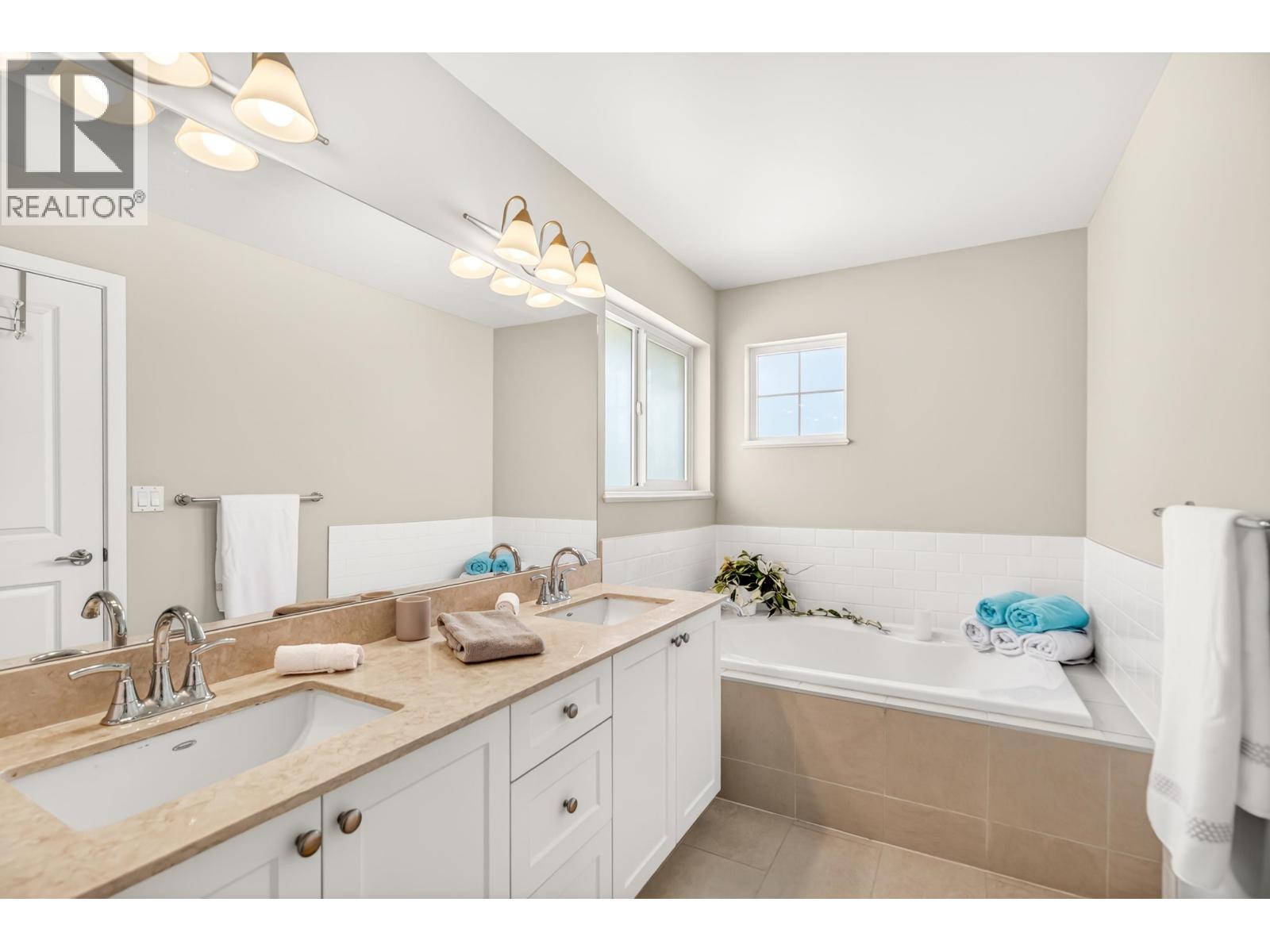 10131 241a Street, Maple Ridge, British Columbia  V2W 0E6 - Photo 19 - R3119482