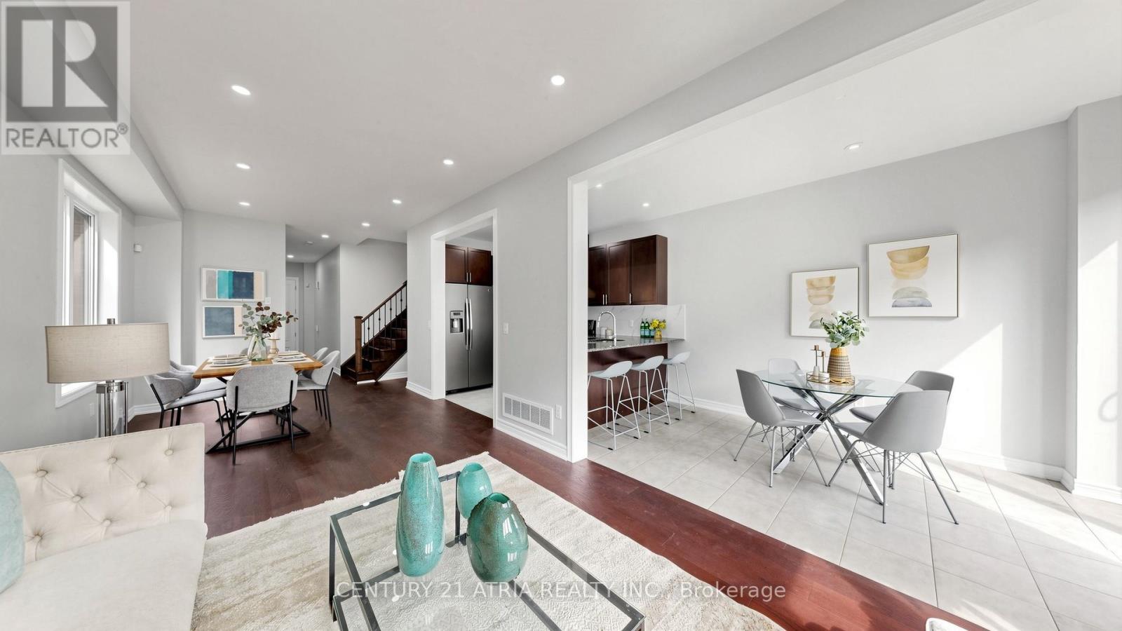 37 Capreol Avenue, Aurora, Ontario  L4G 0Z8 - Photo 6 - N13092400