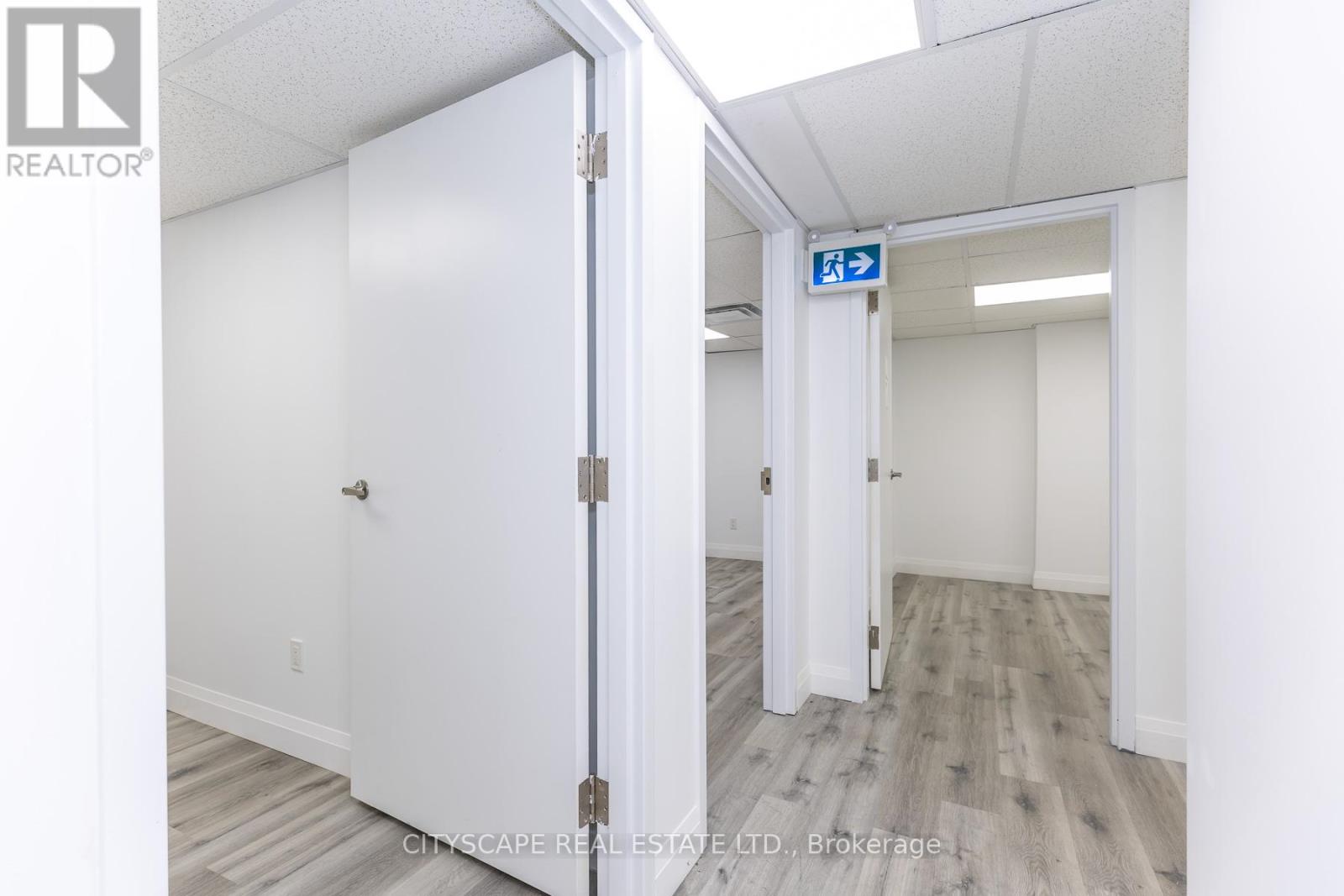 102 Bsmt - 2680 Denison Street, Markham, Ontario  L3S 4T6 - Photo 32 - N13092488
