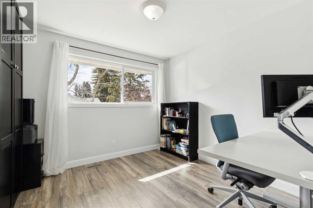 4819 30 Avenue Sw, Calgary, Alberta  T3E 0V3 - Photo 16 - A2301174