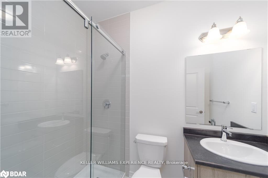 60 Gemini Drive, Barrie, Ontario  L9J 0C3 - Photo 10 - S13092300