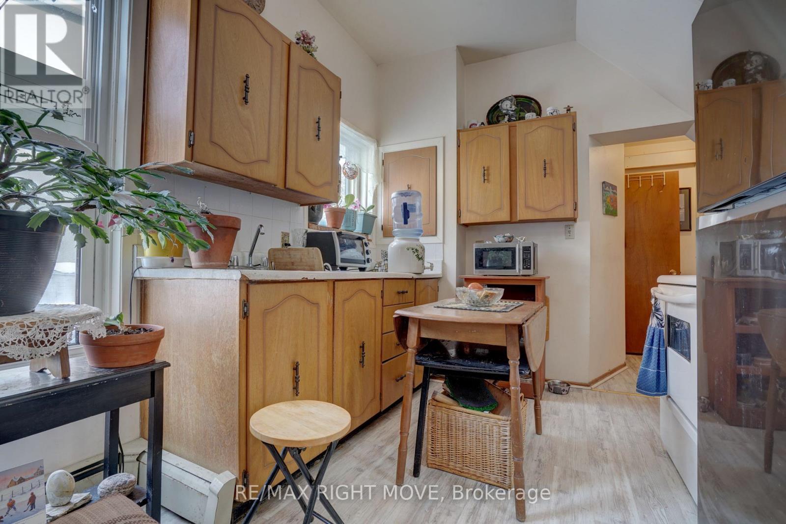 203 Canice Street, Orillia, Ontario  L3V 4J1 - Photo 10 - S13092330