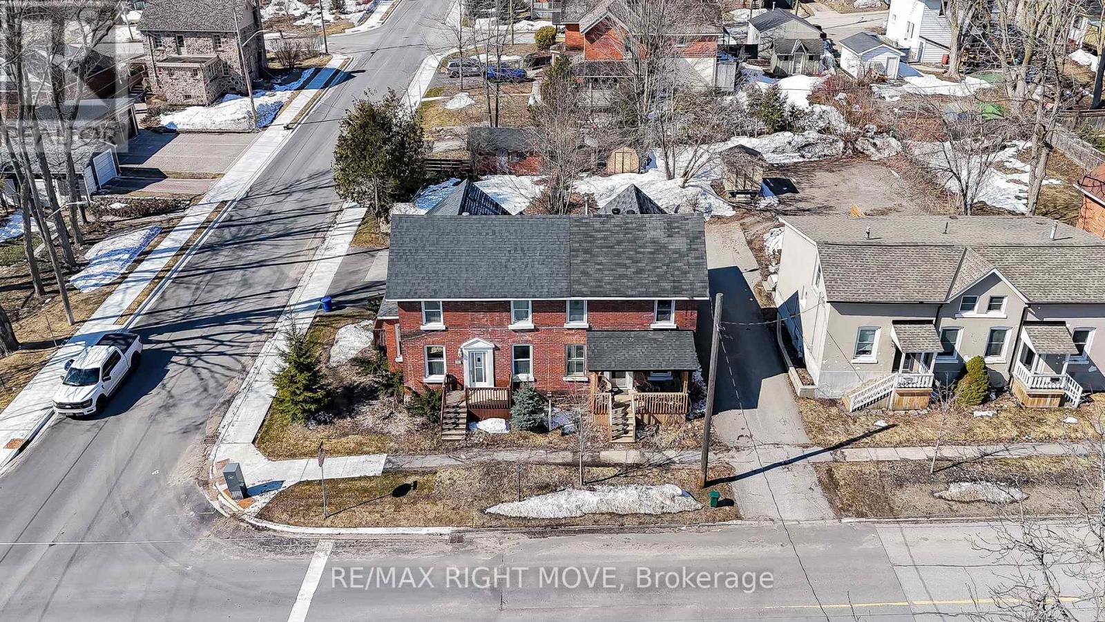 203 Canice Street, Orillia, Ontario  L3V 4J1 - Photo 6 - S13092330