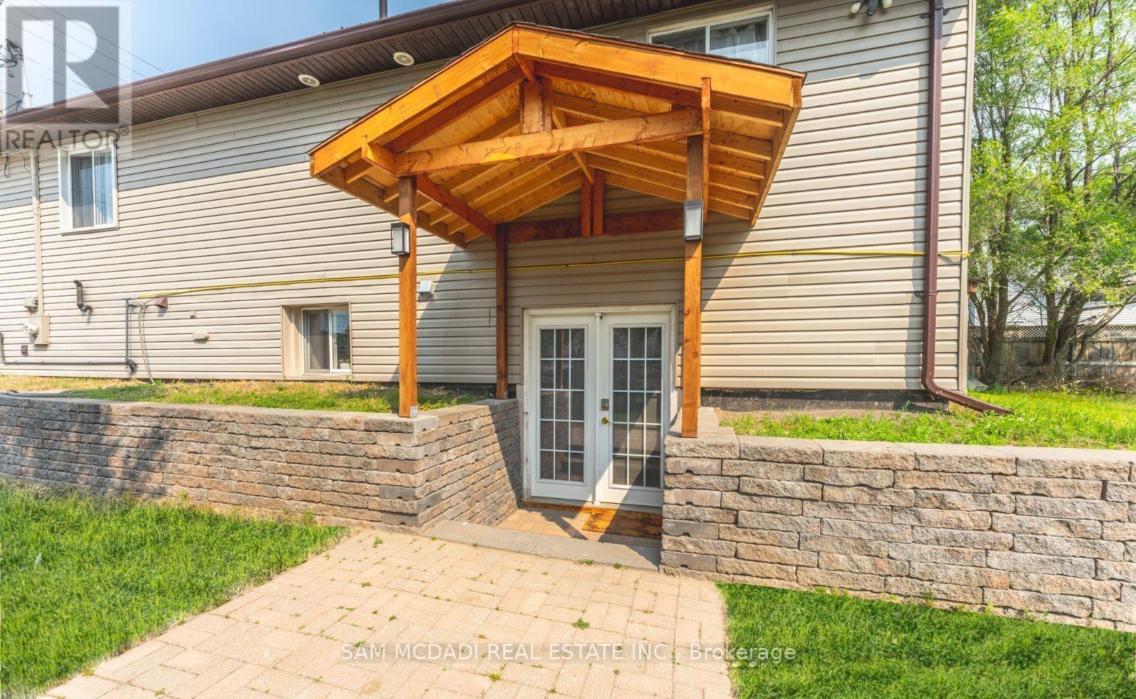 1109 Bayfield Street N, Springwater, Ontario  L9X 0N6 - Photo 13 - S13092466