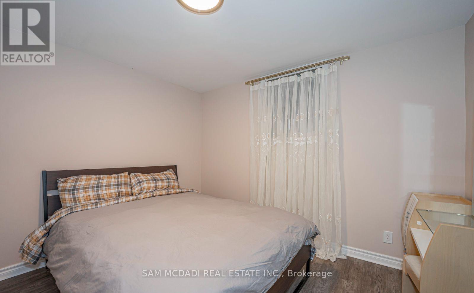 1109 Bayfield Street N, Springwater, Ontario  L9X 0N6 - Photo 15 - S13092466