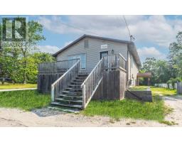1109 BAYFIELD STREET N, Springwater, Ontario