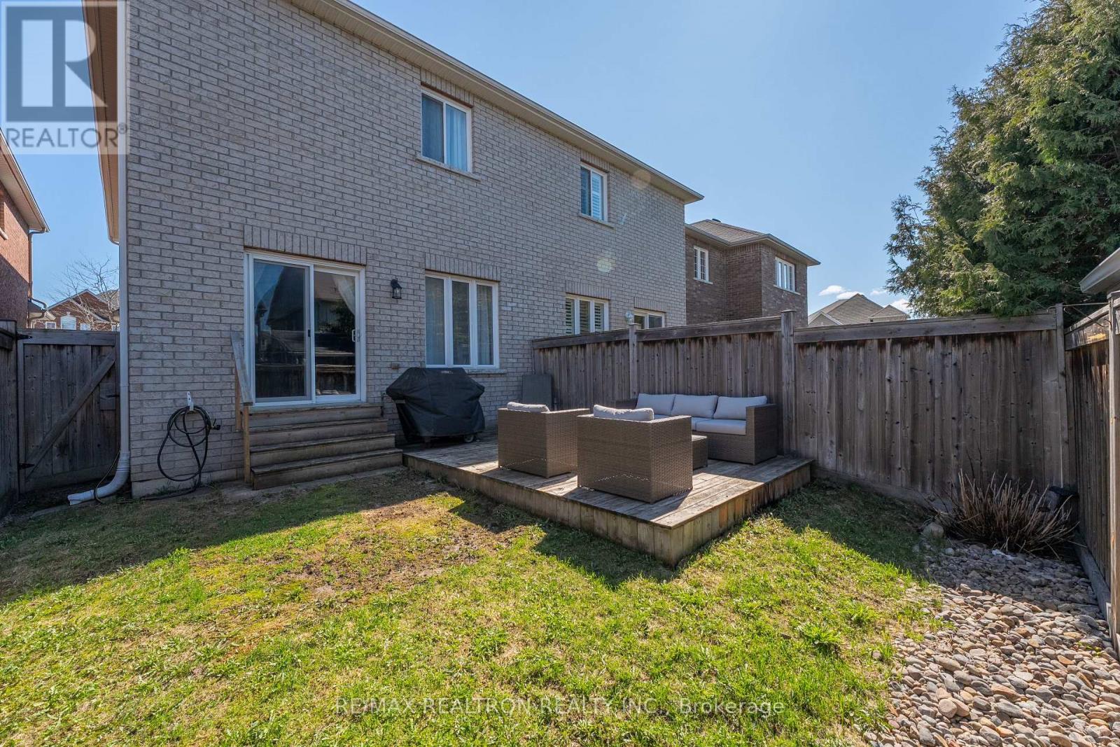 86 Donald Stewart Crescent, East Gwillimbury, Ontario  L0G 1M0 - Photo 28 - N13090656