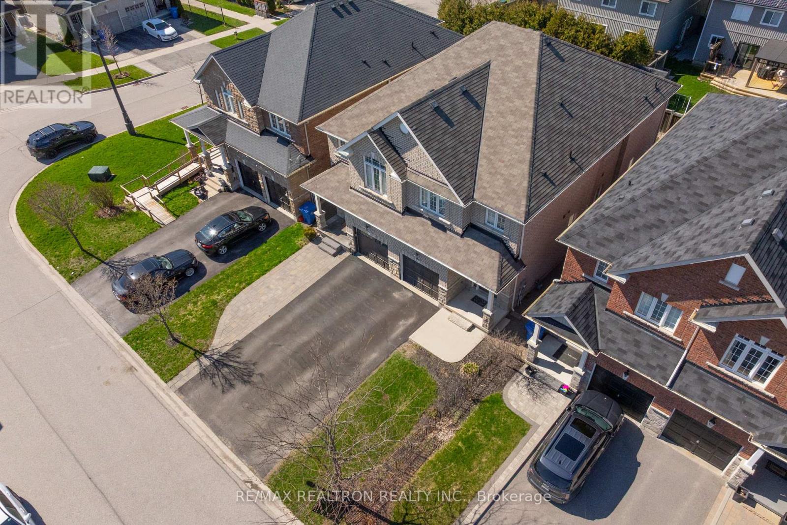 86 Donald Stewart Crescent, East Gwillimbury, Ontario  L0G 1M0 - Photo 34 - N13090656