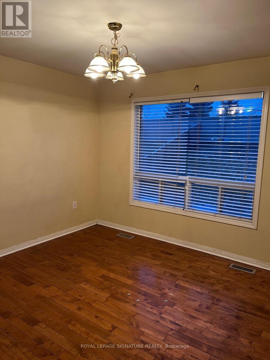 12 Murphy Road, Brampton, Ontario  L6S 6L2 - Photo 11 - W13092296