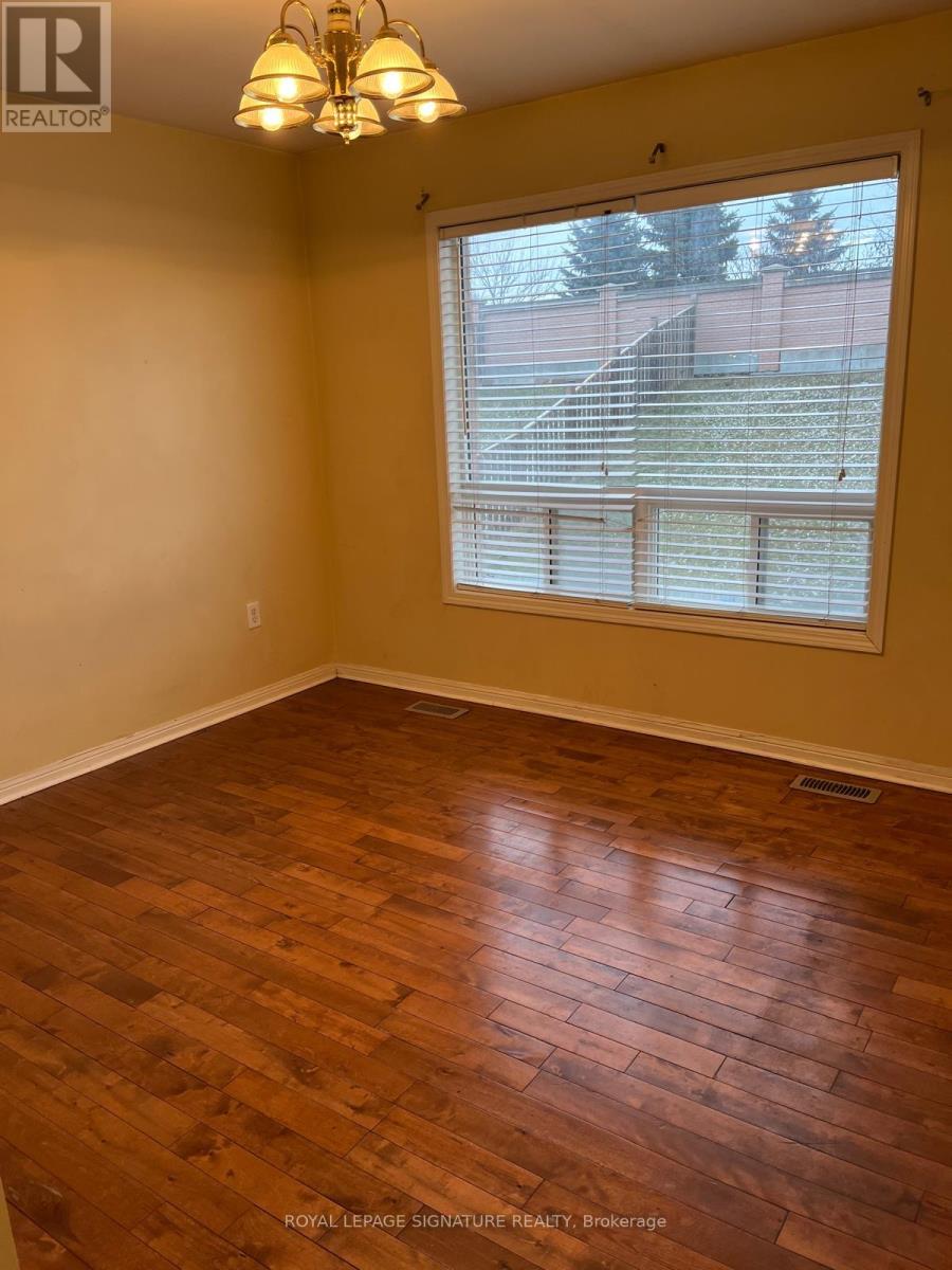 12 Murphy Road, Brampton, Ontario  L6S 6L2 - Photo 2 - W13092296
