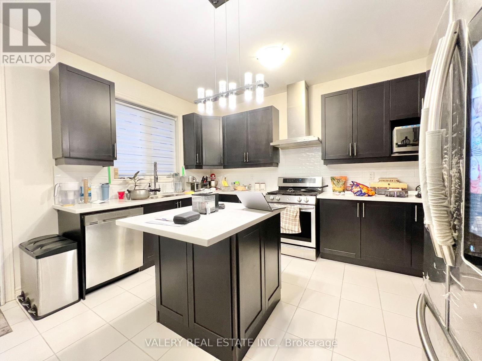 Main - 11 O'connor Crescent, Brampton, Ontario  L7A 0B7 - Photo 2 - W13092316