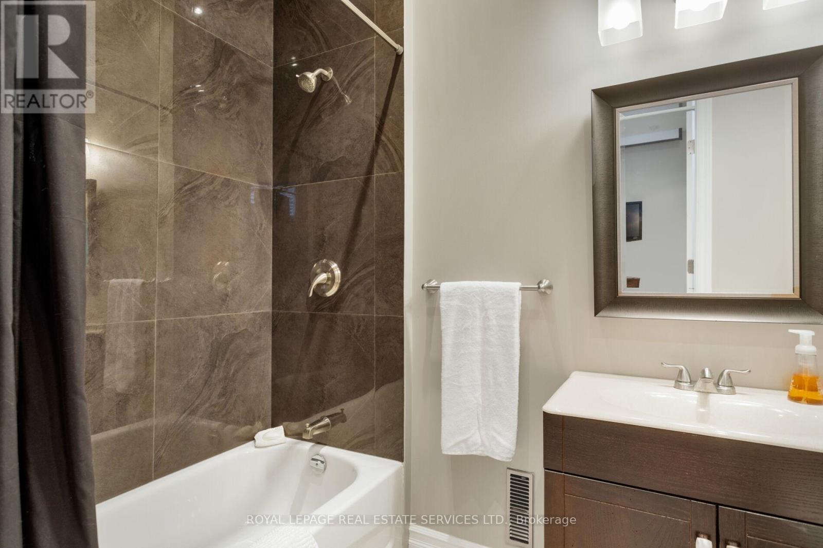 2281 Highcroft Road, Oakville, Ontario  L6M 4Y4 - Photo 28 - W13092324