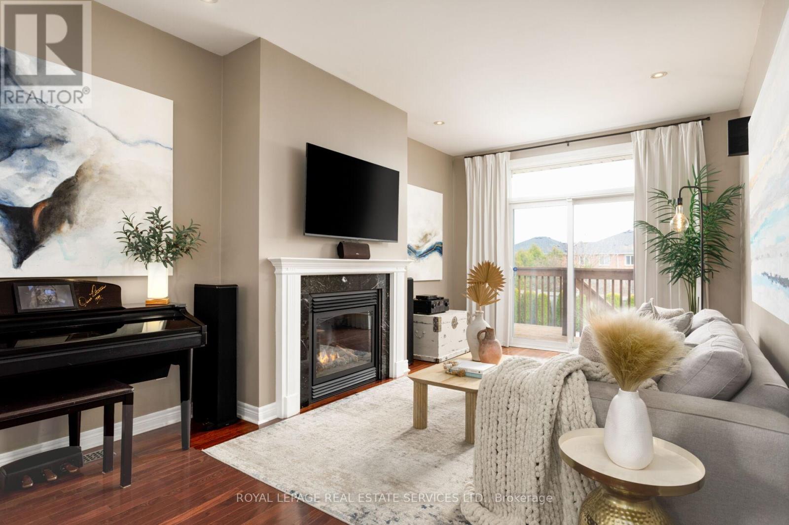 2281 Highcroft Road, Oakville, Ontario  L6M 4Y4 - Photo 4 - W13092324