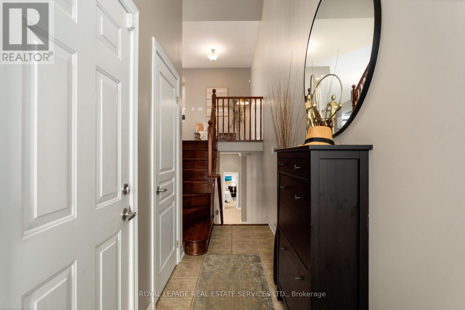 2281 Highcroft Road, Oakville, Ontario  L6M 4Y4 - Photo 6 - W13092324