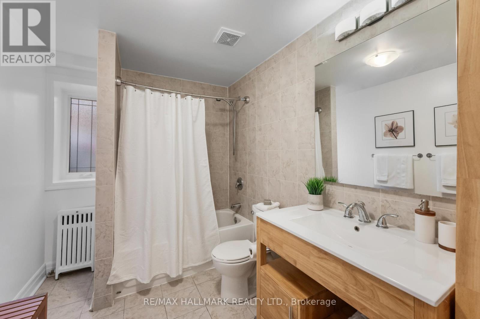 27a Ridout Street, Toronto, Ontario  M6R 1Z3 - Photo 12 - W13092346