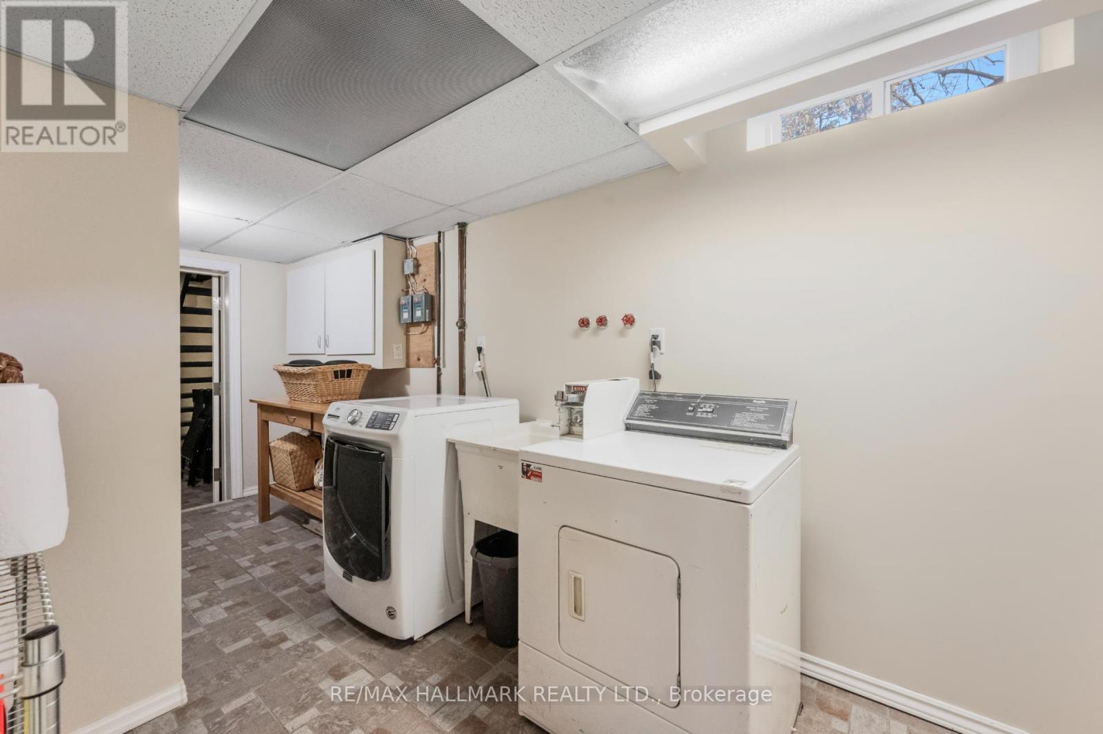 27a Ridout Street, Toronto, Ontario  M6R 1Z3 - Photo 13 - W13092346