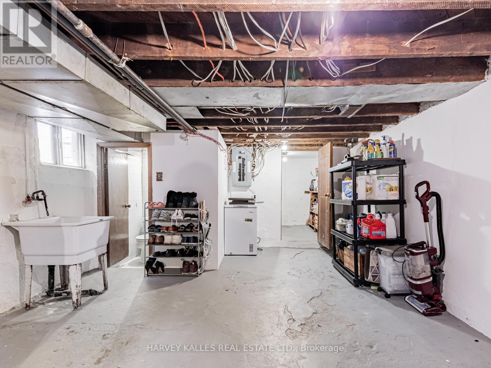 125 Kane Avenue, Toronto, Ontario  M6M 3N1 - Photo 28 - W13092372