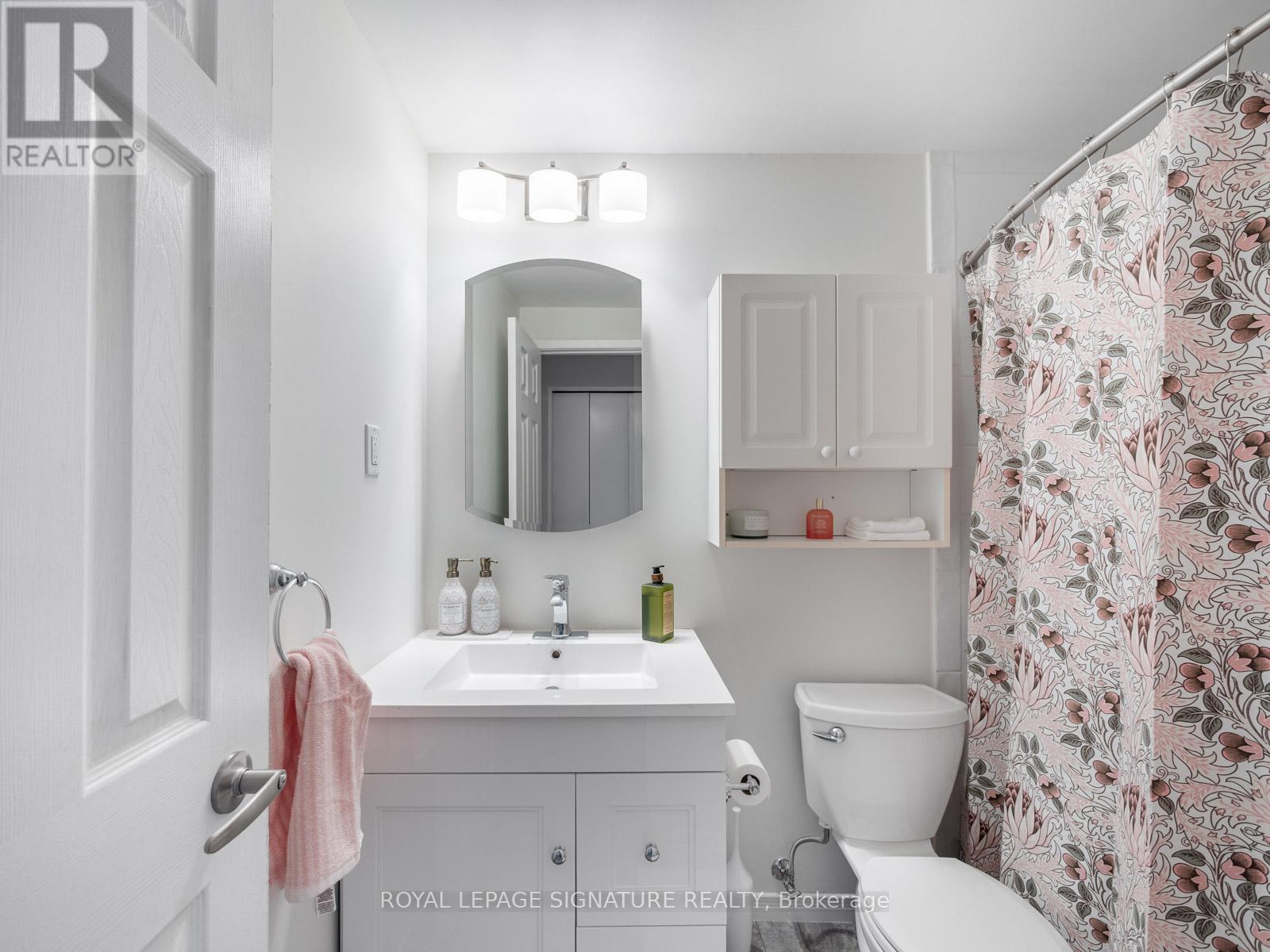 92 - 3175 Kirwin Avenue, Mississauga, Ontario  L5A 3M4 - Photo 24 - W13092388