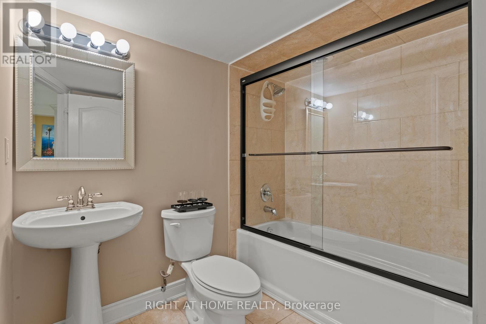 2275 Whitecliffe Way, Oakville, Ontario  L6M 4W3 - Photo 24 - W13092446