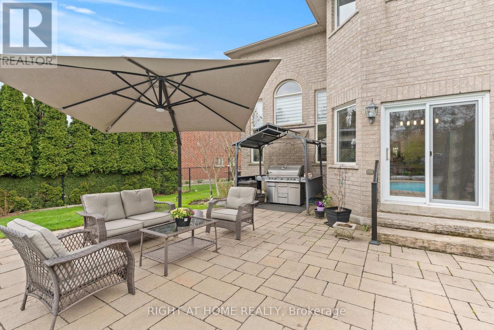 2275 Whitecliffe Way, Oakville, Ontario  L6M 4W3 - Photo 30 - W13092446