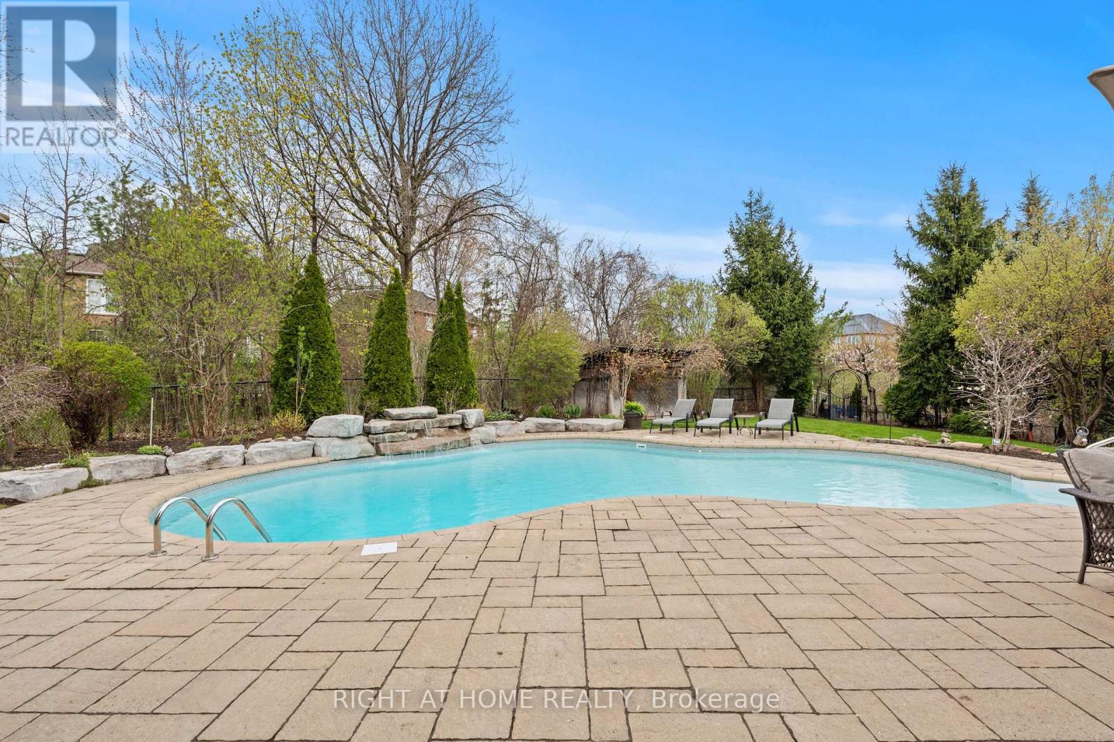 2275 Whitecliffe Way, Oakville, Ontario  L6M 4W3 - Photo 31 - W13092446