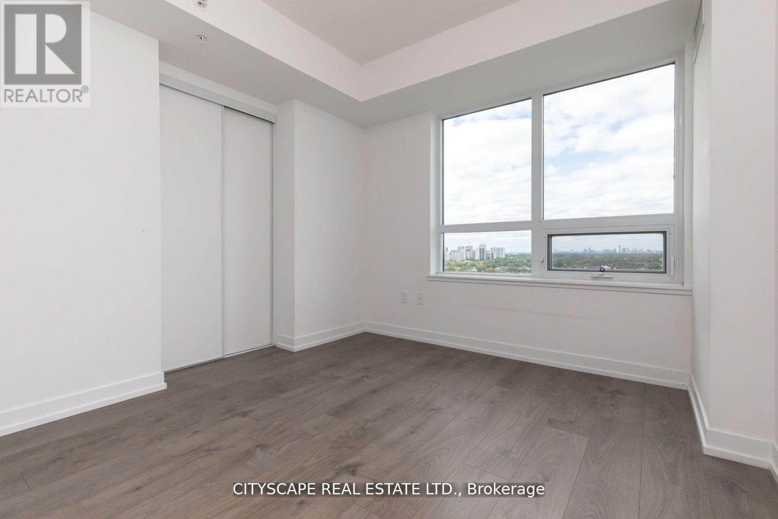 1904 - 1420 Dupont Street, Toronto, Ontario  M6H 0C2 - Photo 4 - W13092498