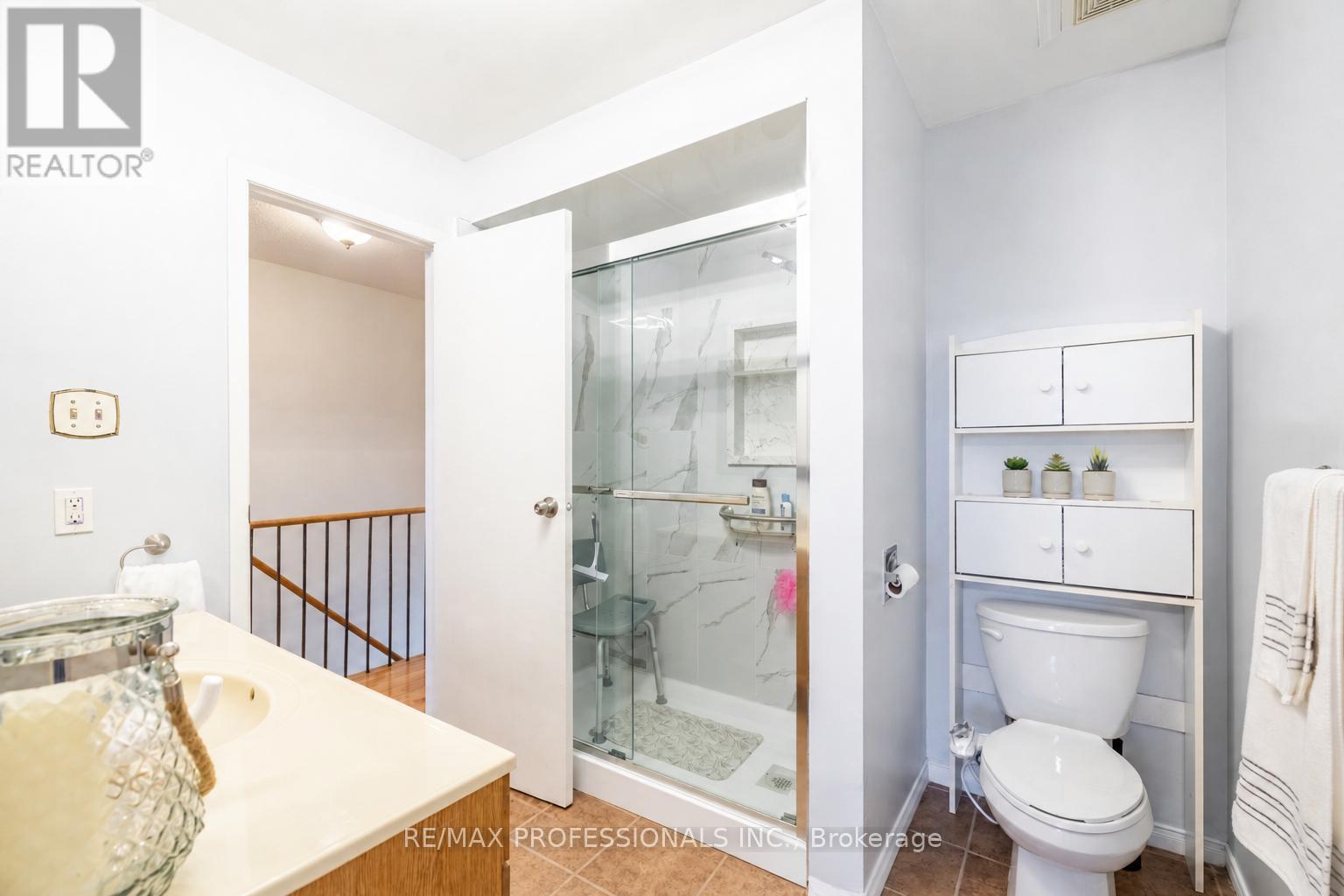 698 Galloway Crescent, Mississauga, Ontario  L5C 3W1 - Photo 16 - W13092556