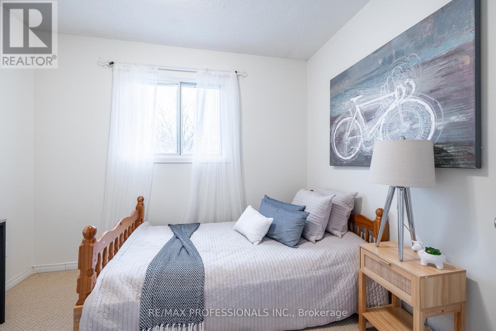 698 Galloway Crescent, Mississauga, Ontario  L5C 3W1 - Photo 20 - W13092556