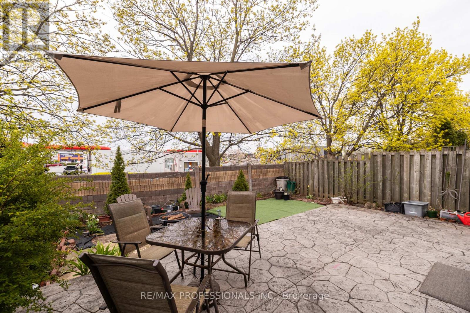 698 Galloway Crescent, Mississauga, Ontario  L5C 3W1 - Photo 27 - W13092556